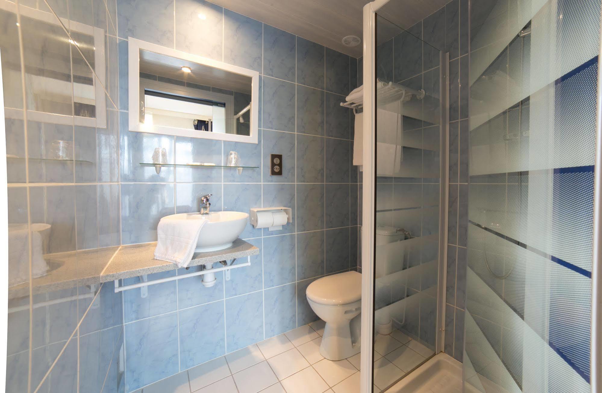 Breizh Hotel Crach Екстер'єр фото