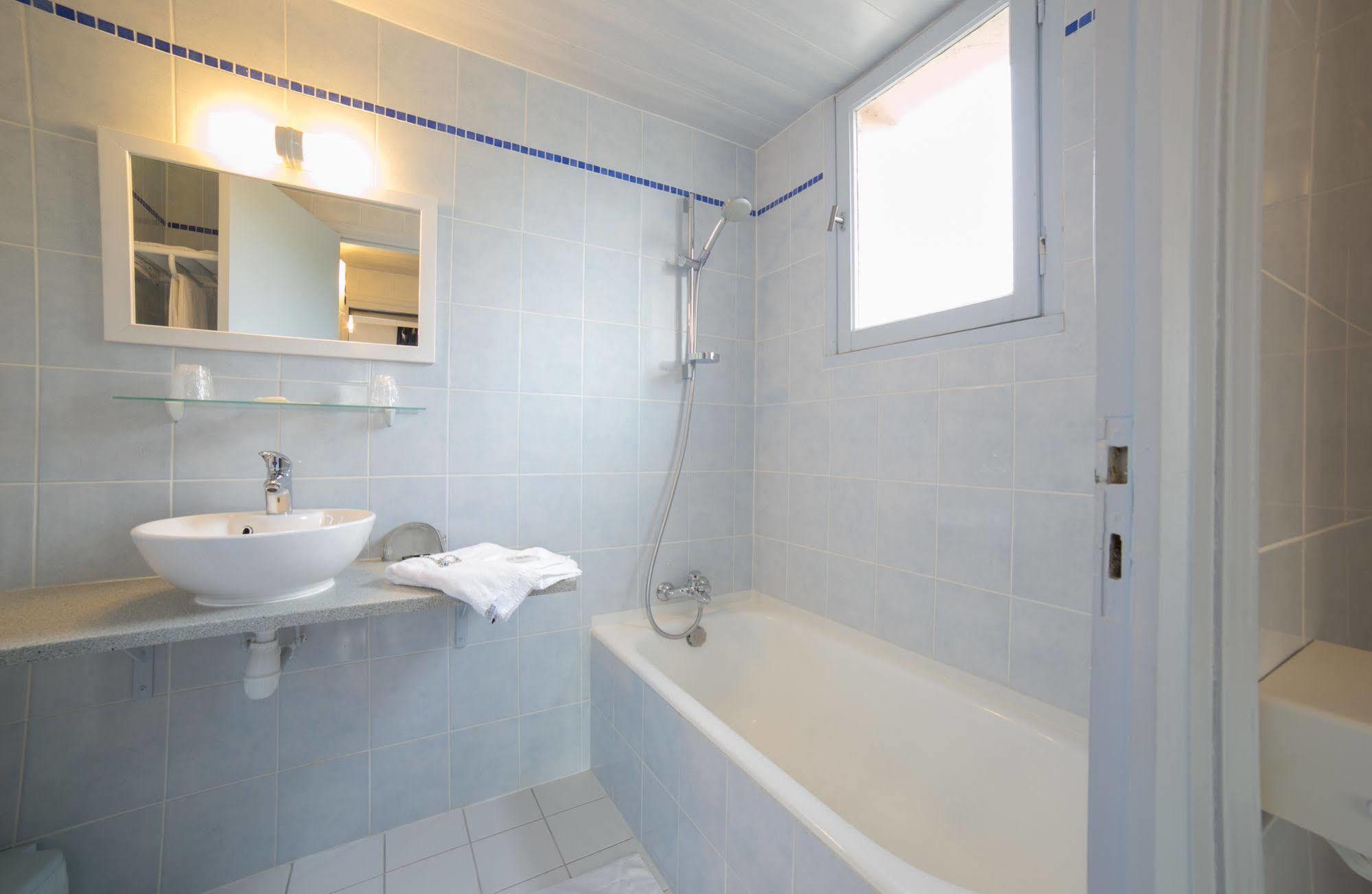 Breizh Hotel Crach Екстер'єр фото