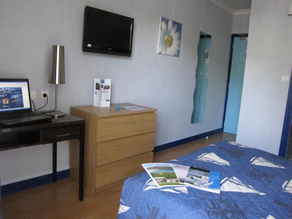 Breizh Hotel Crach Екстер'єр фото